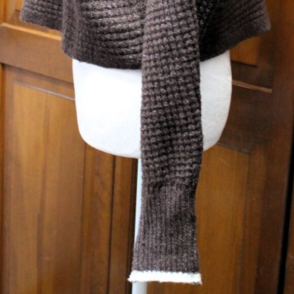 Cropped oversized pull over sweater - Picture 6 of 7